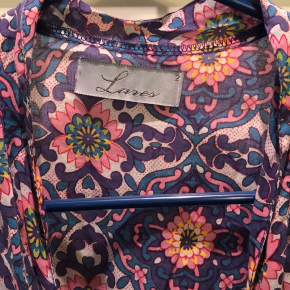 Flower wrap blouse - Picture 2 of 4